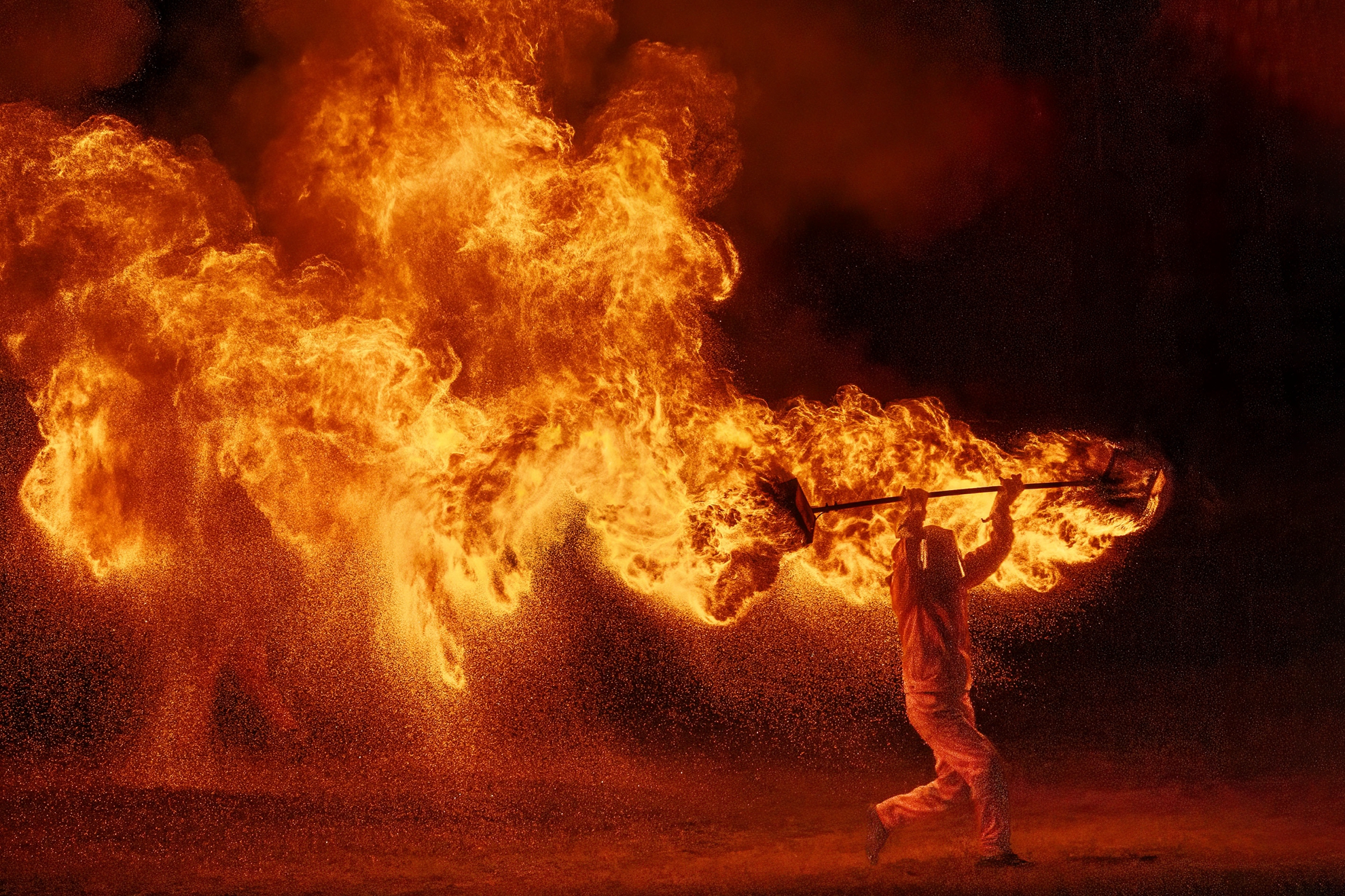 3月-(春)-入選-陳錫沼- 熾熱瞬間